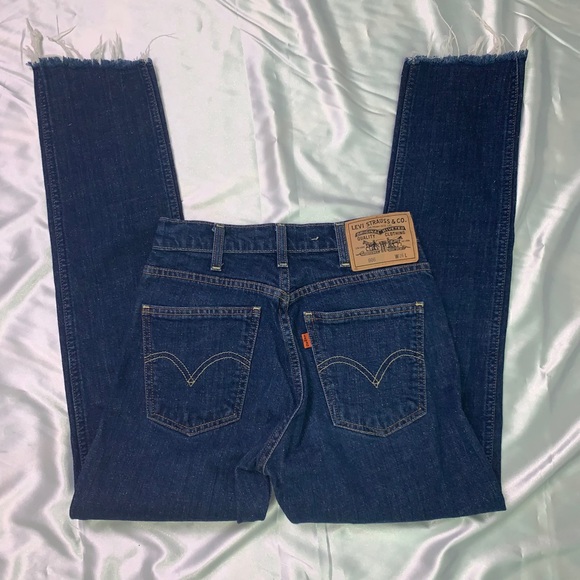 𓆉 Dark Blue Levis’s Jeans 𓆉 - Picture 2 of 4